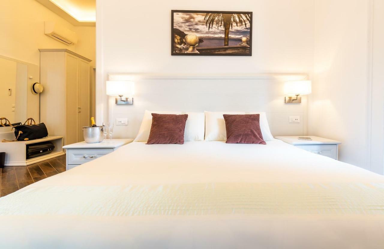 Suites Sorrento Elegance Exterior photo